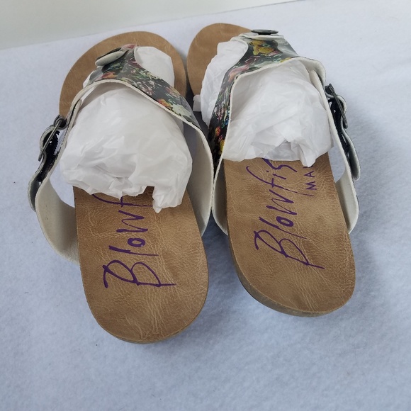 Blowfish Malibu Thong Sandals - Picture 3 of 5